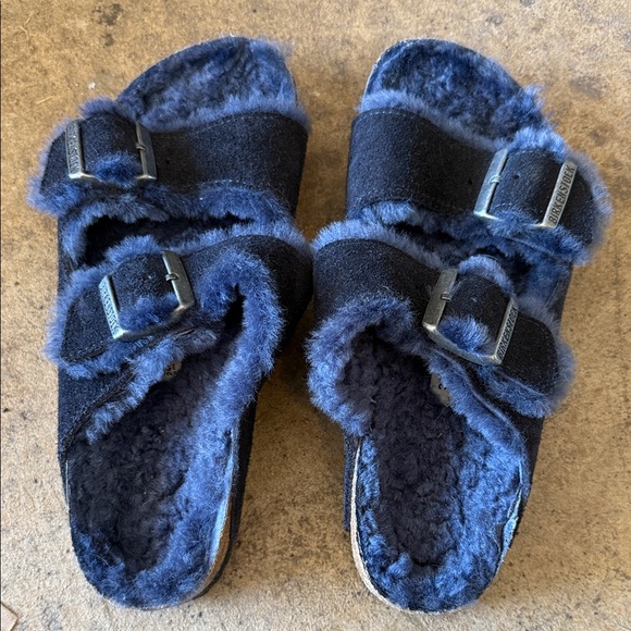 Birkenstock Arizona shearling Blue Fuzzy Sandals - Picture 1 of 4
